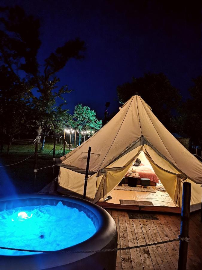 Green Garden Glamping Retezat Bălan Exterior foto