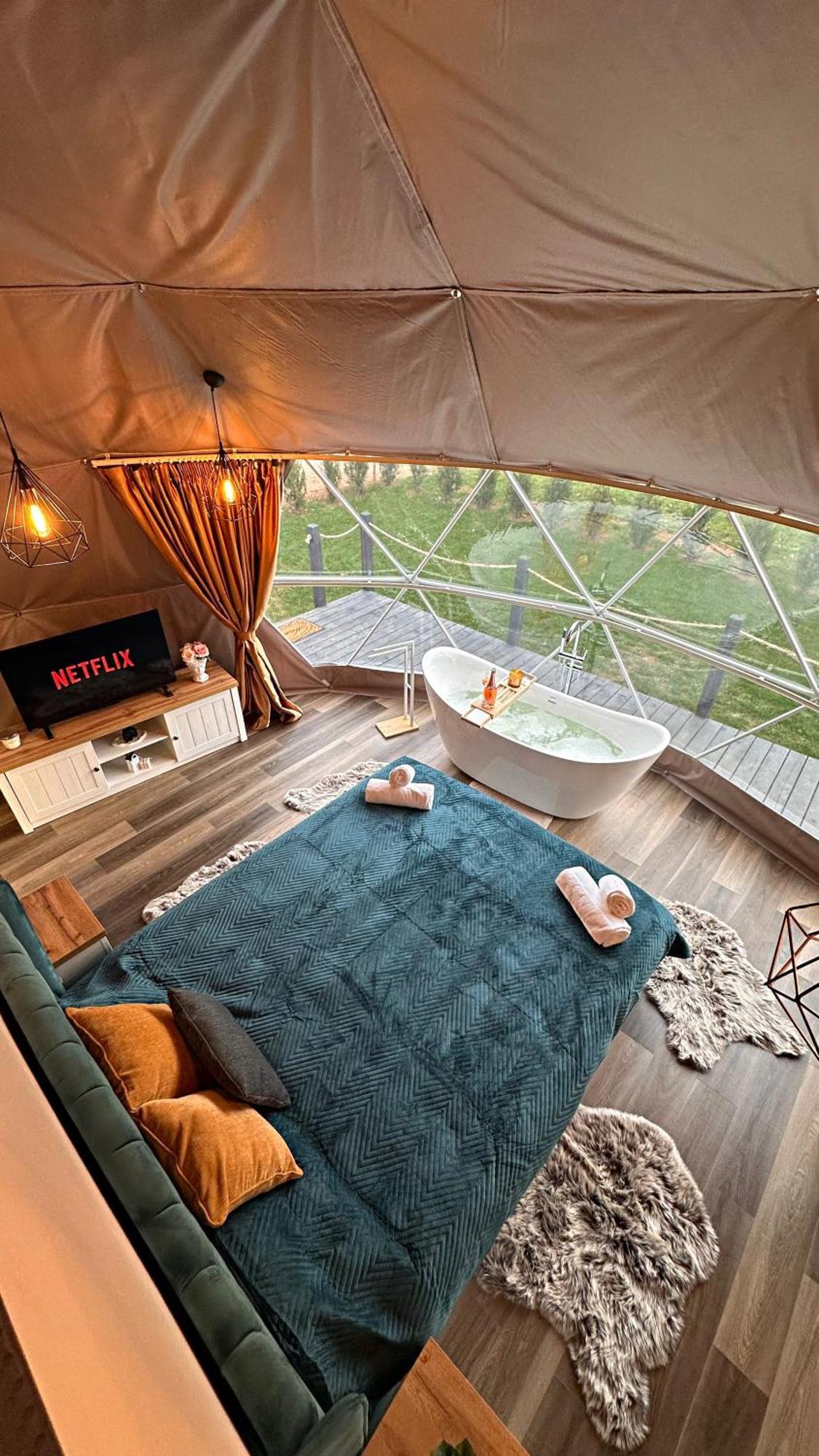 Green Garden Glamping Retezat Bălan Exterior foto