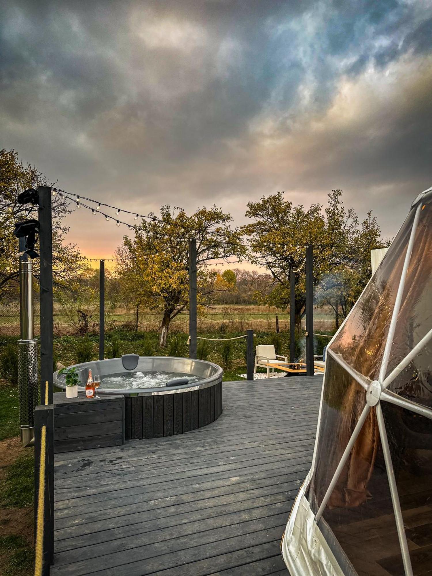 Green Garden Glamping Retezat Bălan Exterior foto
